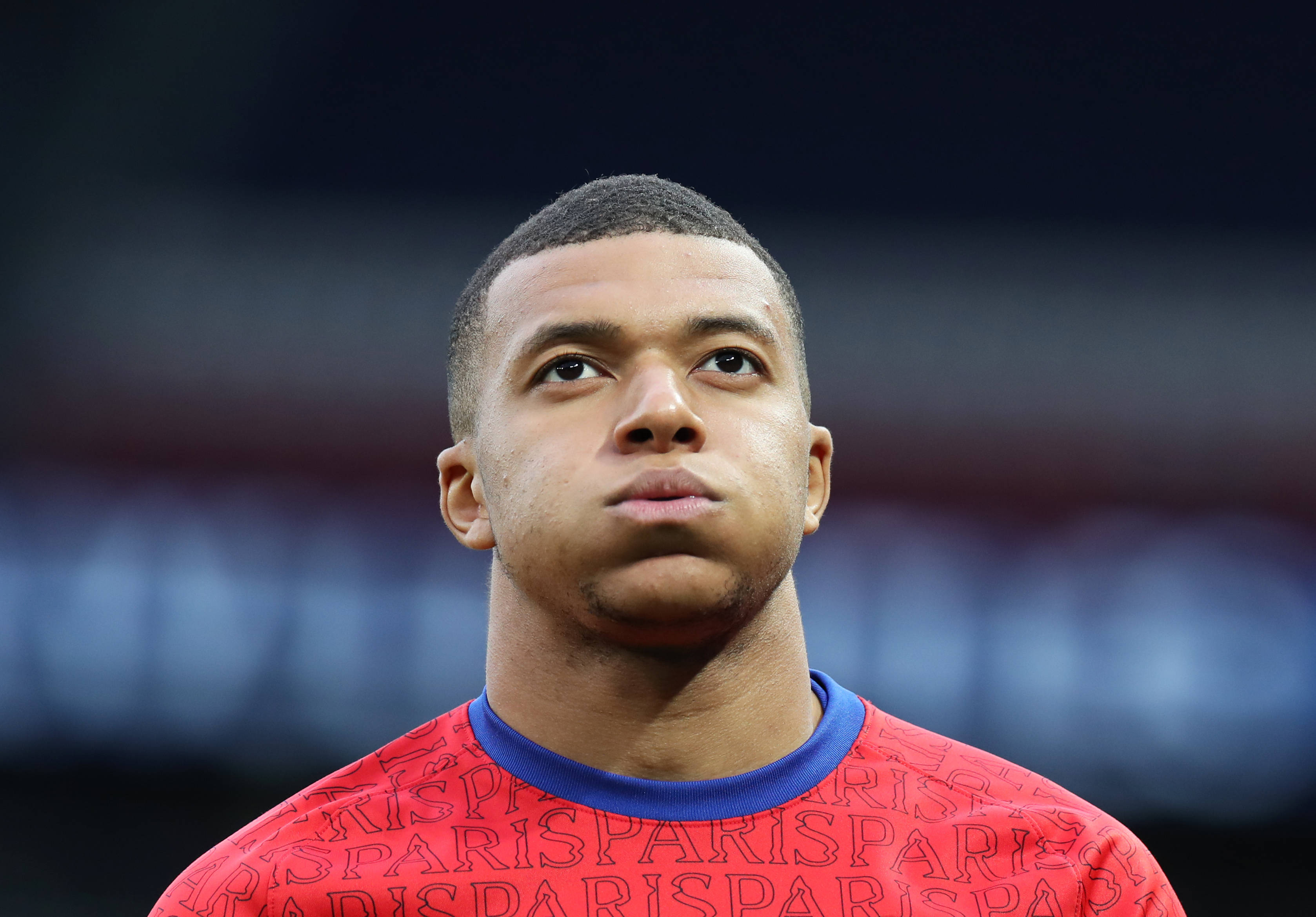 勇士队依然对安东尼·戴维斯交易保持兴趣，但具体方案尚不明朗