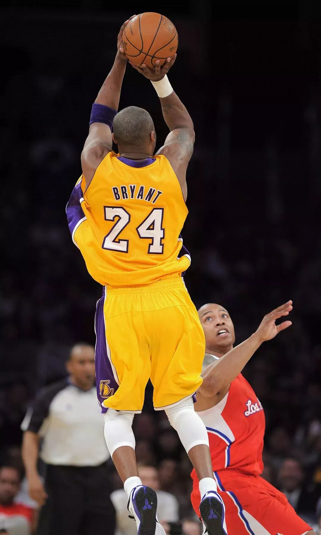 解析亚利桑那响尾蛇队如何通过多元化球员组合实现多维度的战术打击