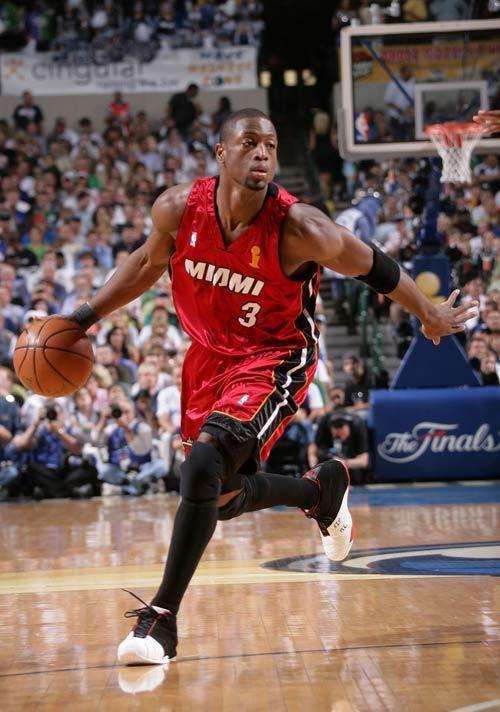 英媒：热刺、曼联对迪奥曼德感兴趣，莱比锡标价1亿欧