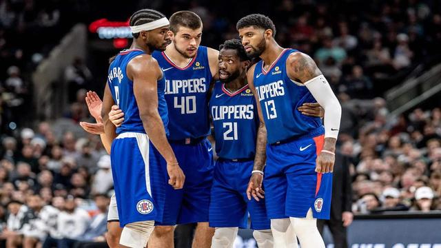 太攀蛇官方：瓦尔登堡和史密斯缺席对阵老鹰，斯塔特曼将复出